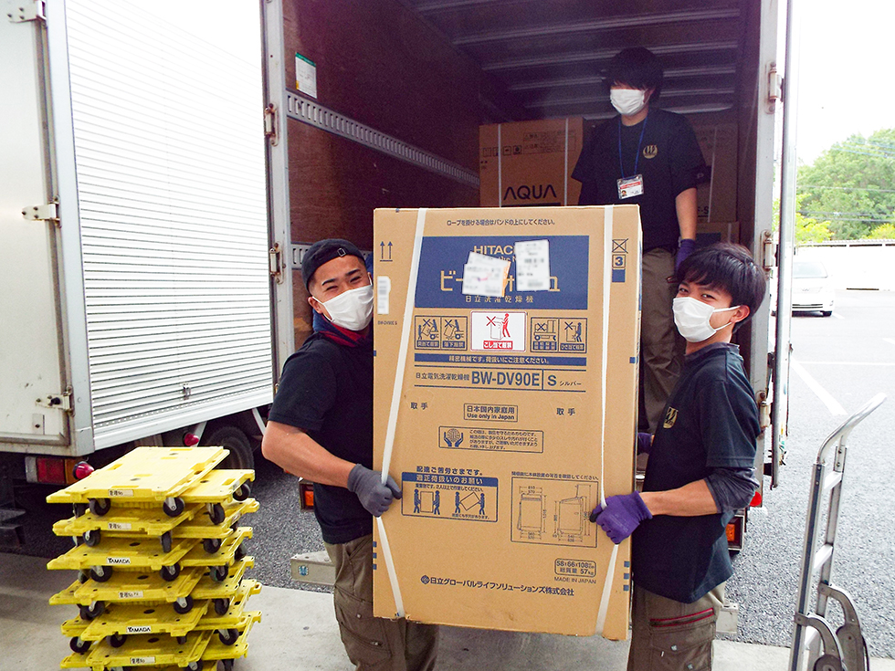 家電配送の積み込み02