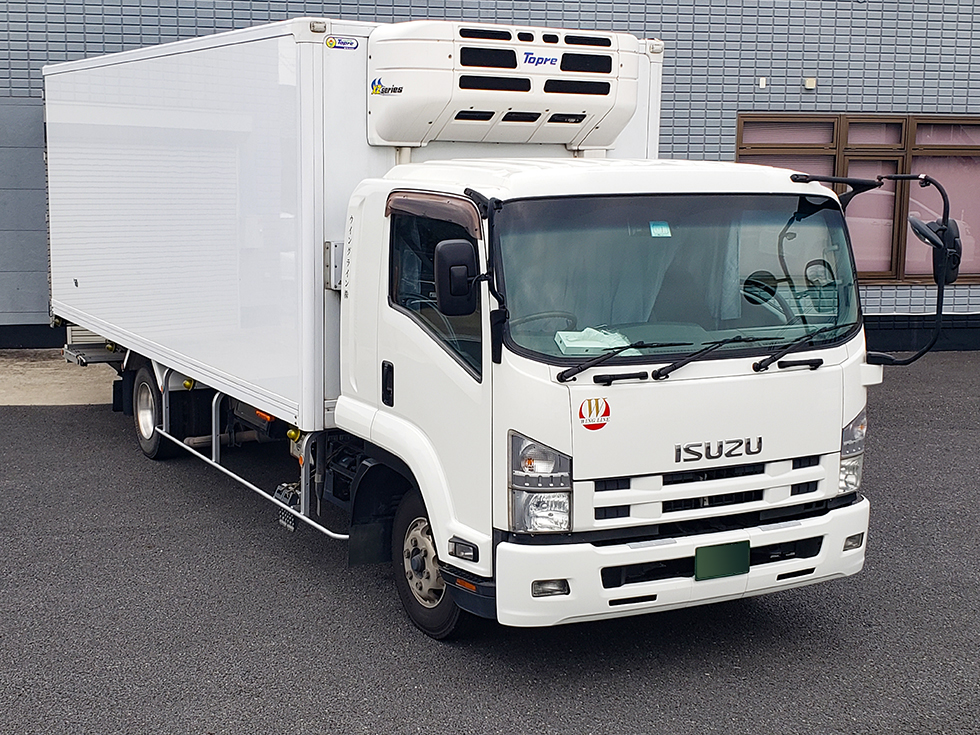 ４ｔ冷凍箱車
